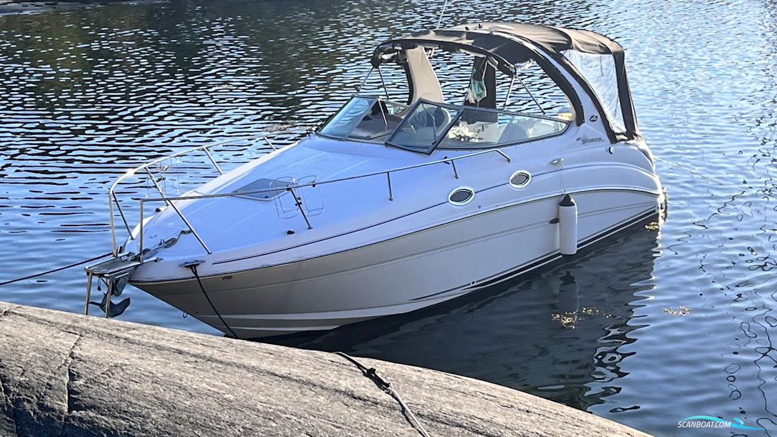 Sea Ray 315 Sundancer Motorboat 2005, with 2 x Mercruiser engine, Sweden