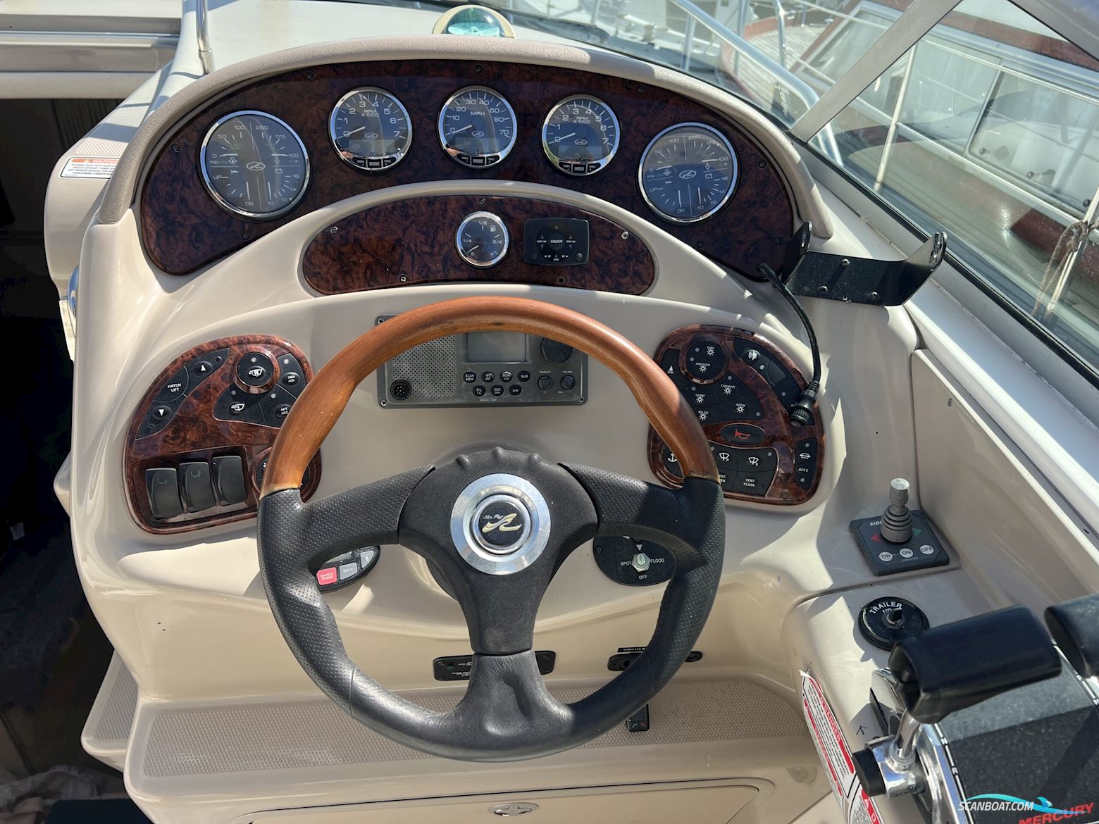 Sea Ray 315 Sundancer