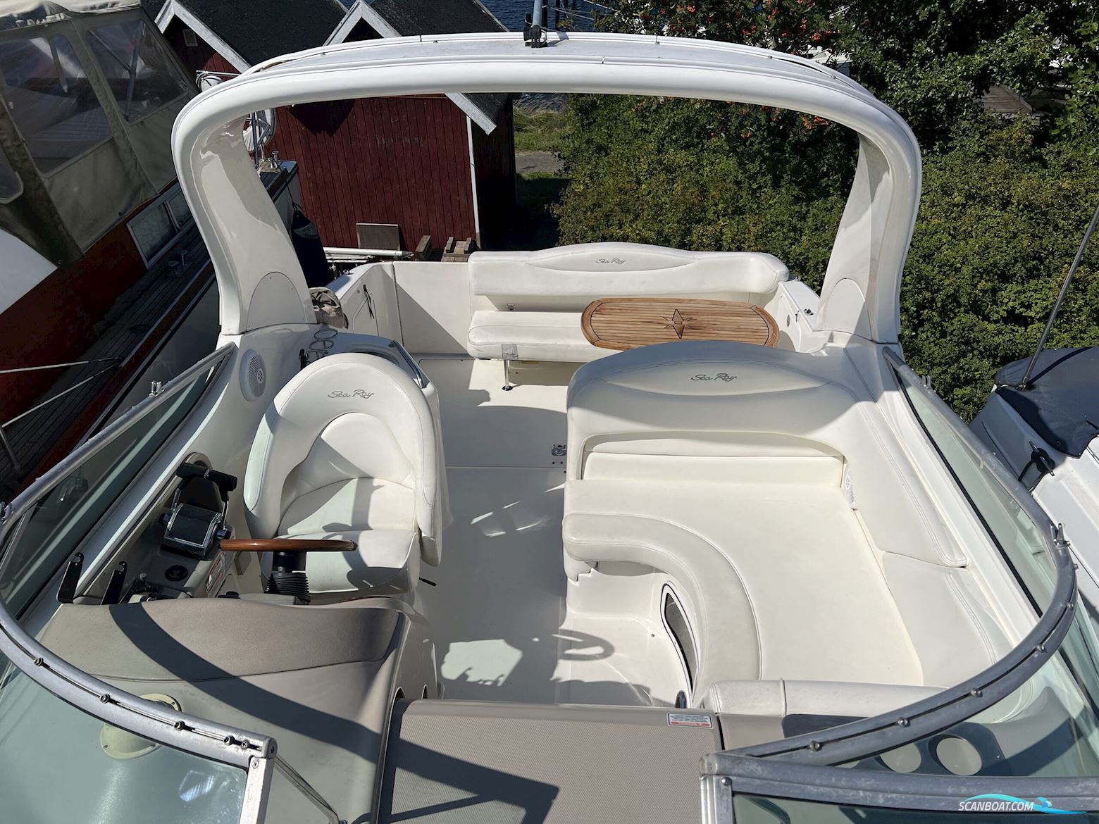 Sea Ray 315 Sundancer