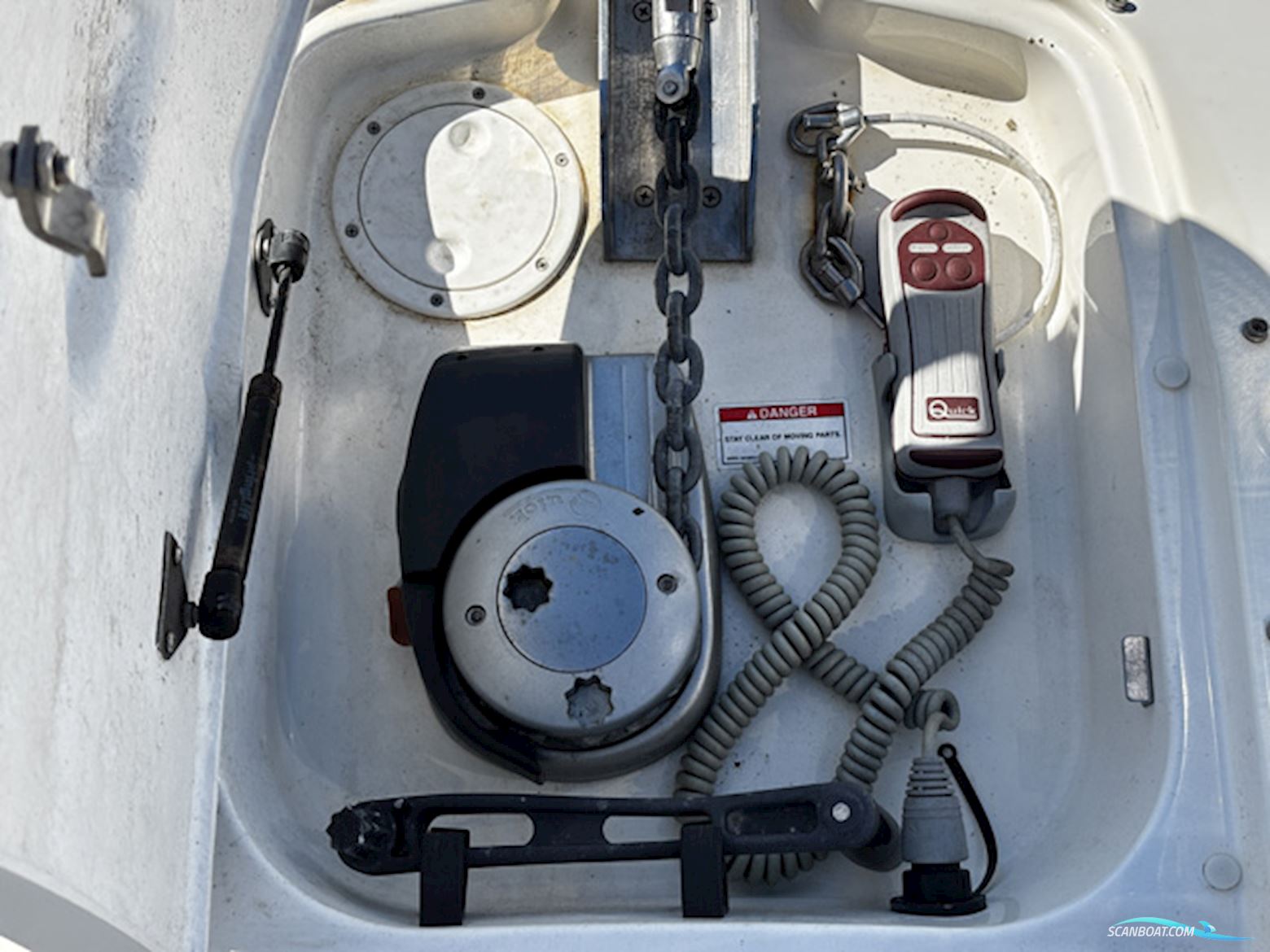 Sea Ray 320