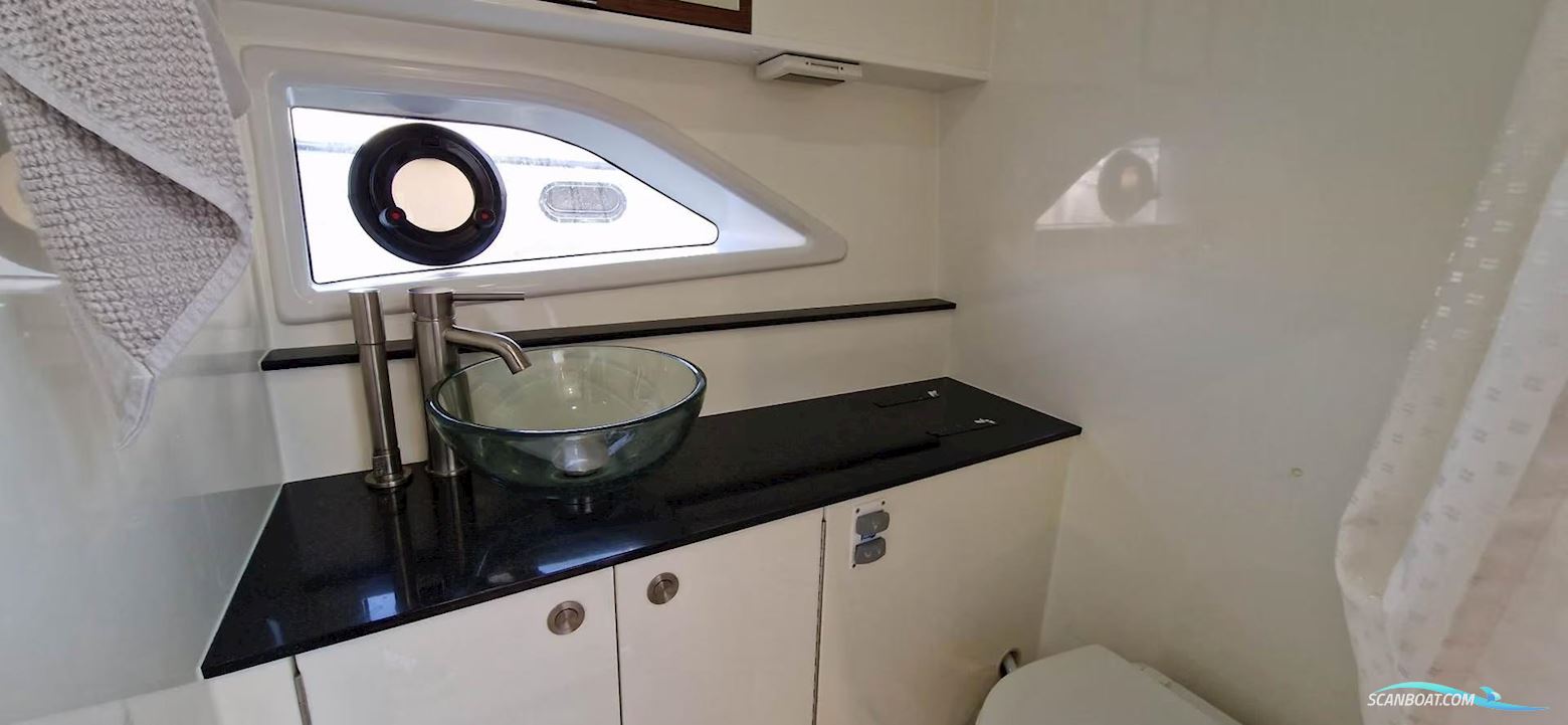 Sea Ray 320 Sundancer