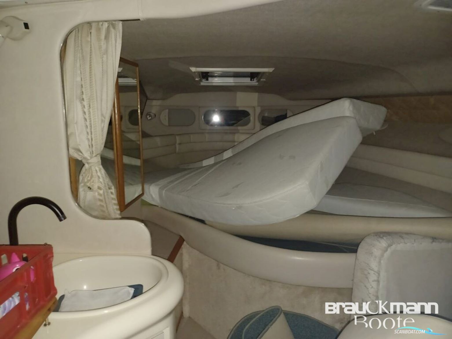 Sea Ray 330 Sundancer