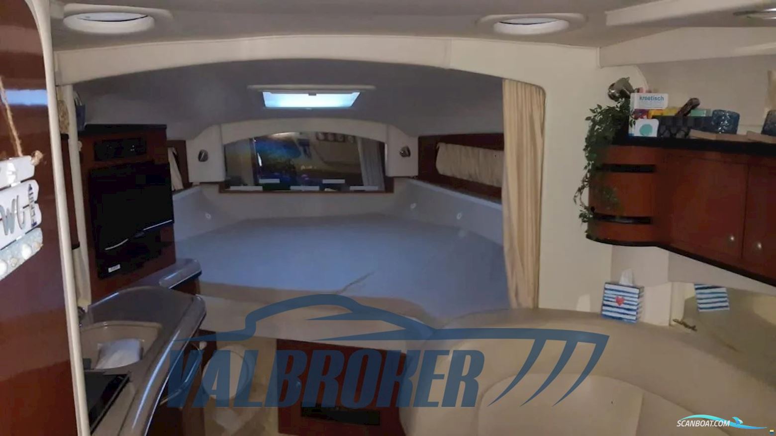 Sea Ray 335 DA Sundancer