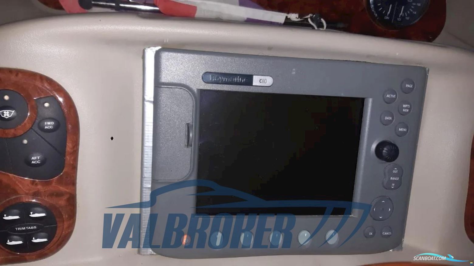 Sea Ray 335 DA Sundancer