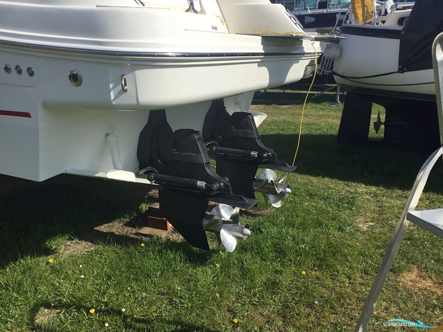 Sea Ray 335 Sundancer