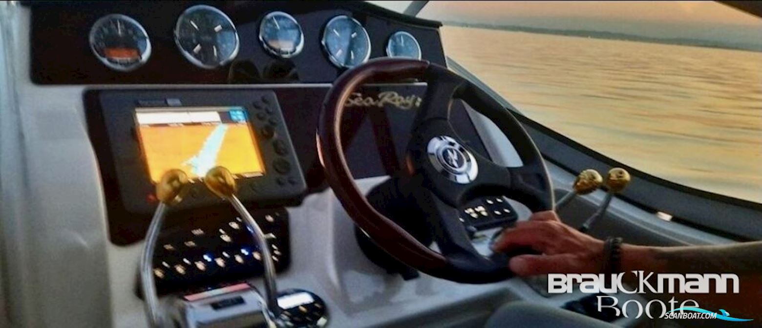 Sea Ray 335 Sundancer