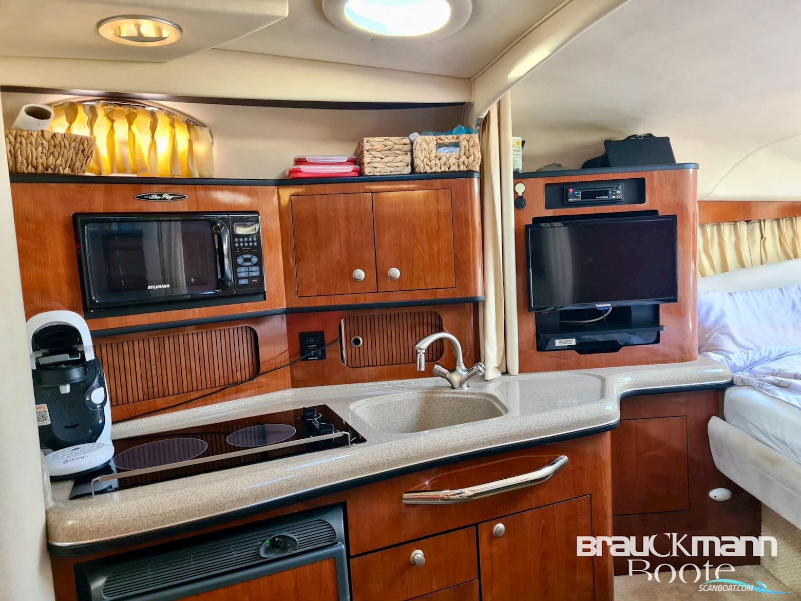 Sea Ray 335 Sundancer