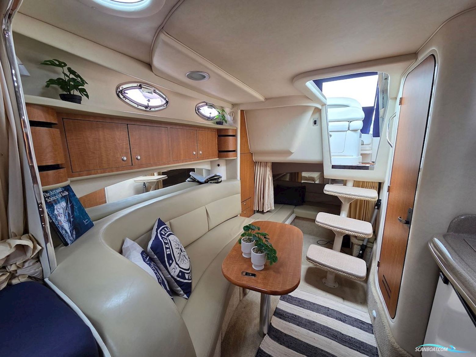 Sea Ray 335 Sundancer