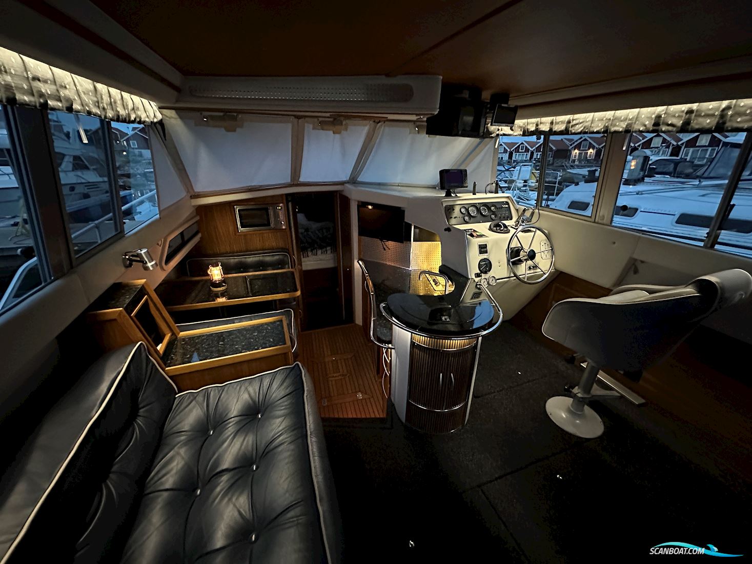 Sea Ray 340 Sedan Bridge