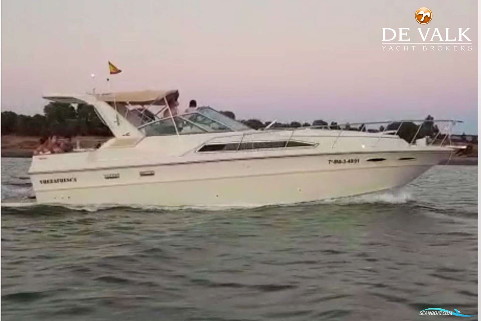 Sea Ray 340 Sundancer Motorboat 1992, with Mercruiser engine, Spain