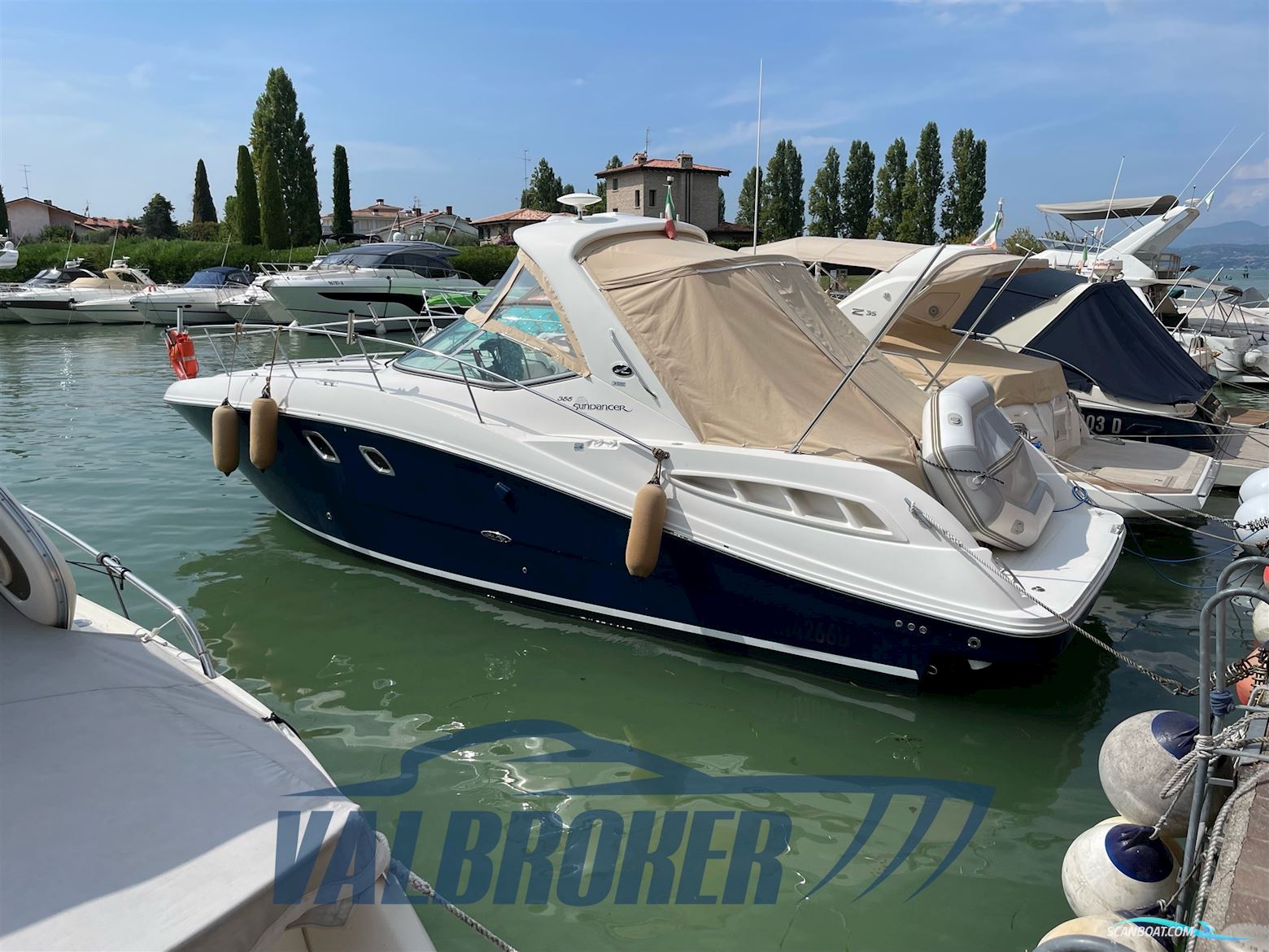 Sea Ray 355 DA Sundancer
