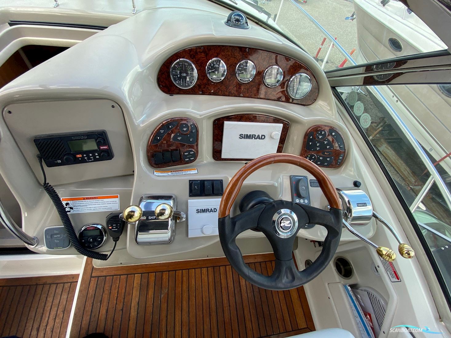 Sea Ray 355 Sundancer