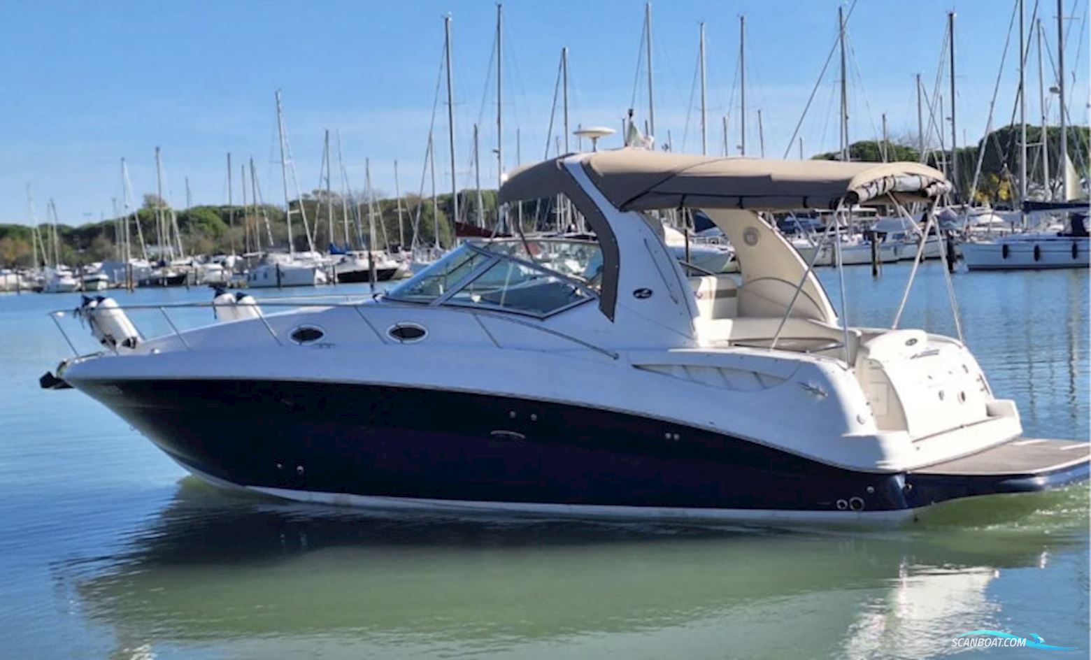 Sea Ray 355 Sundancer Motorboat 2005, with Mercruiser 350 MAG MPI engine, Germany