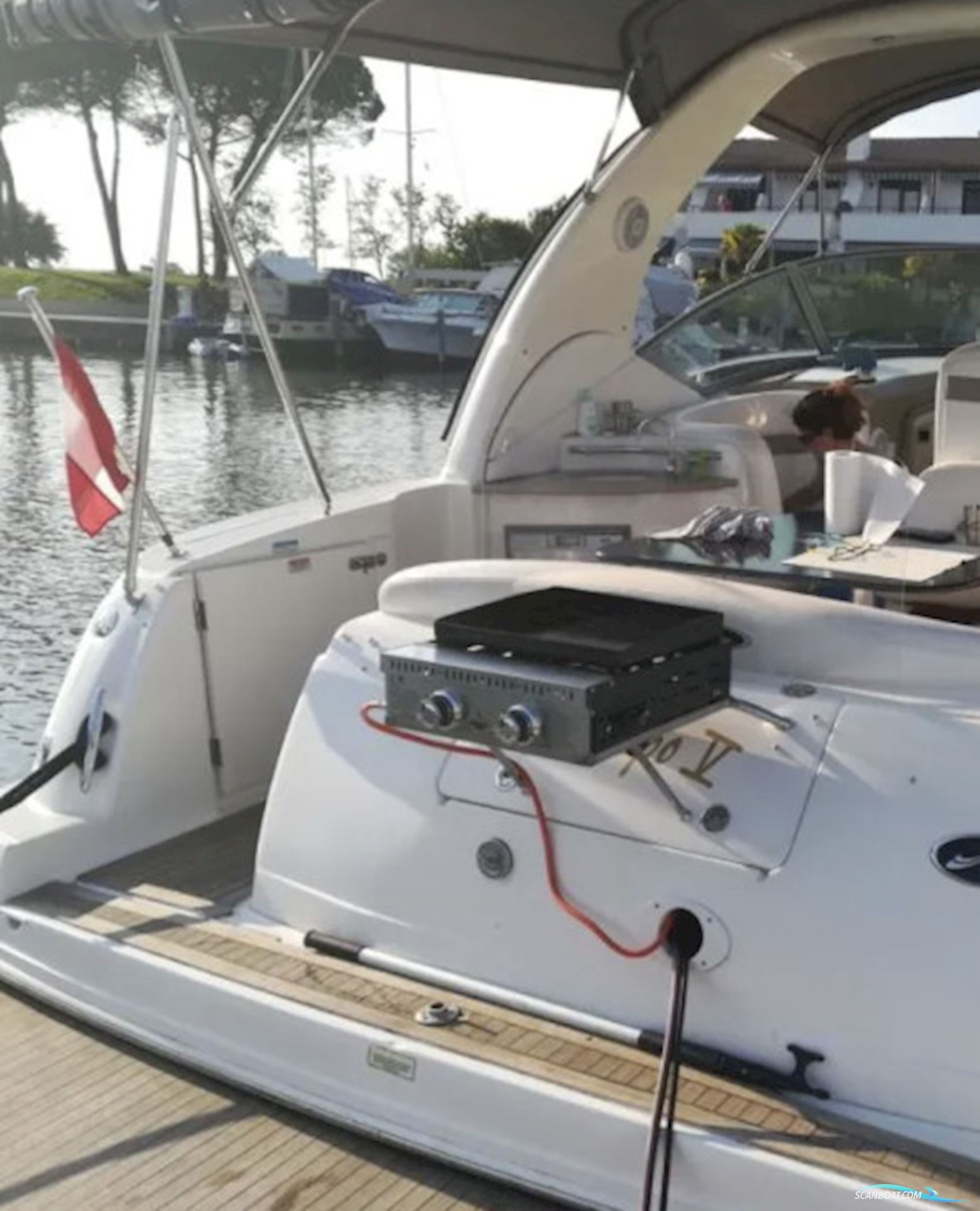 Sea Ray 355 Sundancer