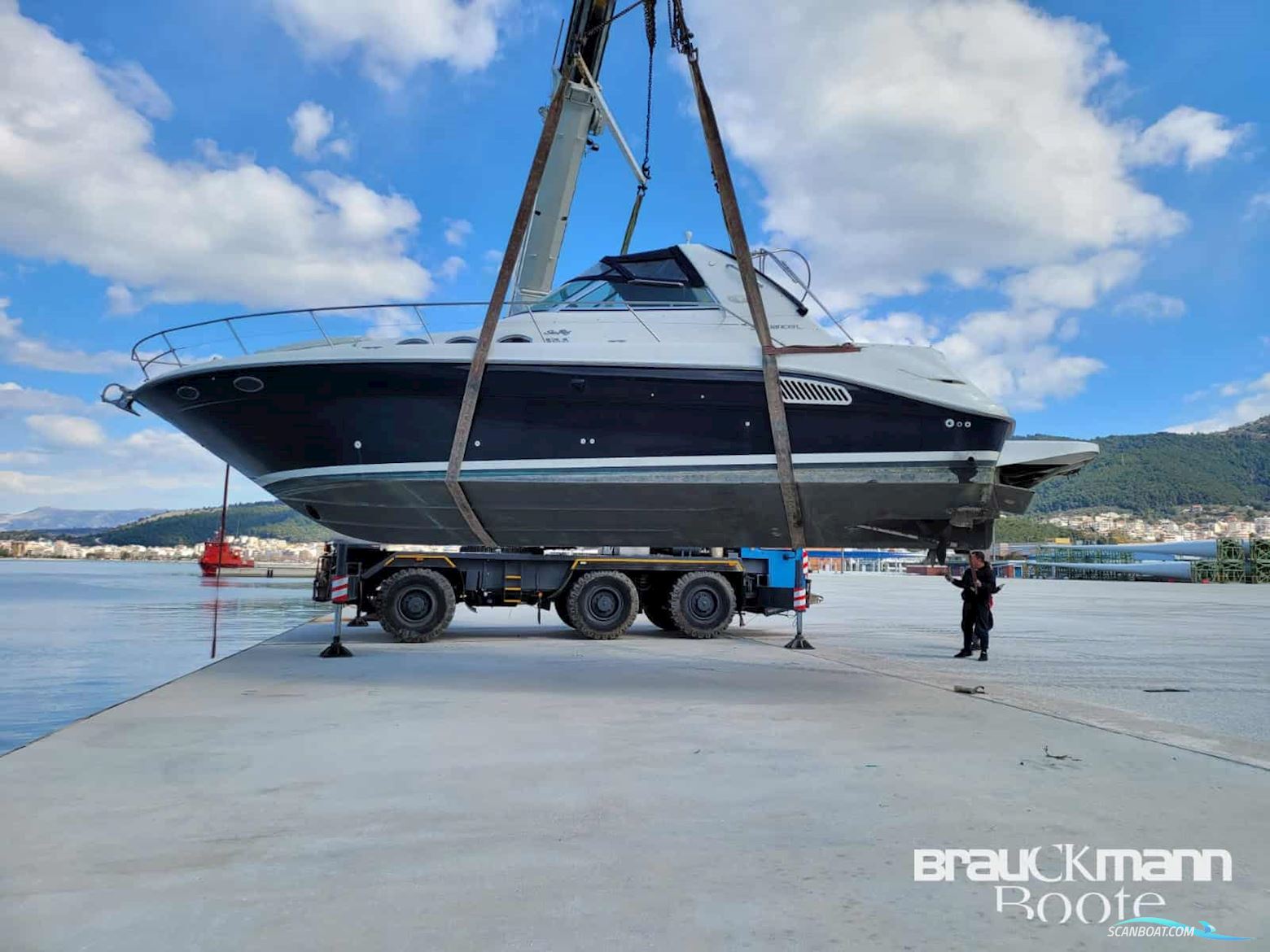Sea Ray 37