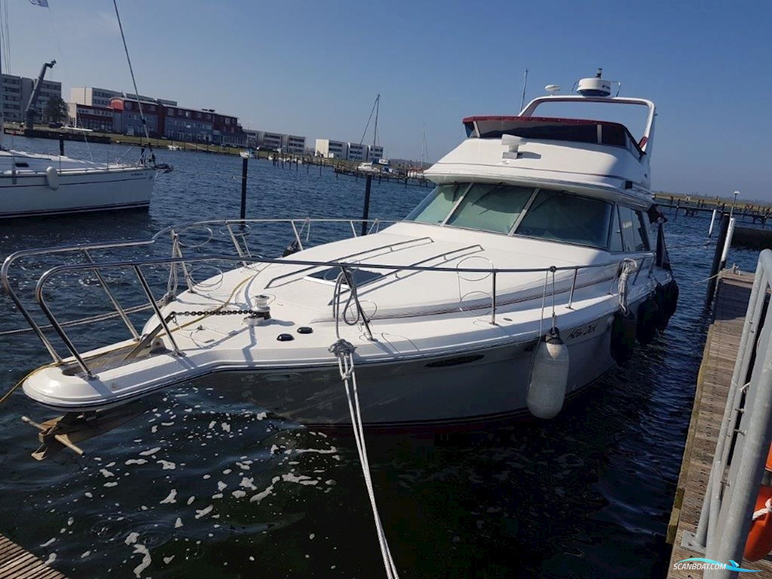 Sea Ray 370 DB