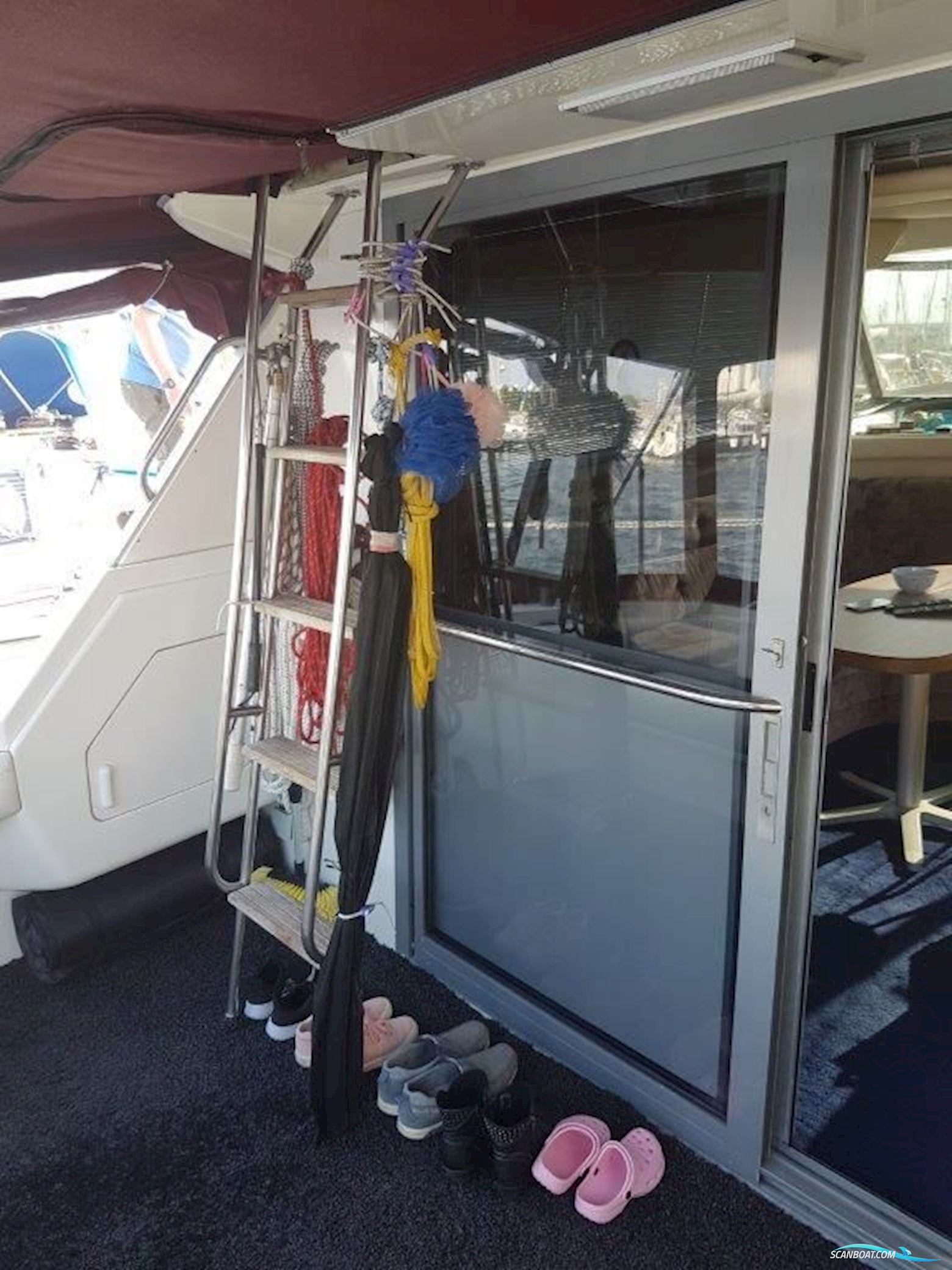 Sea Ray 370 DB