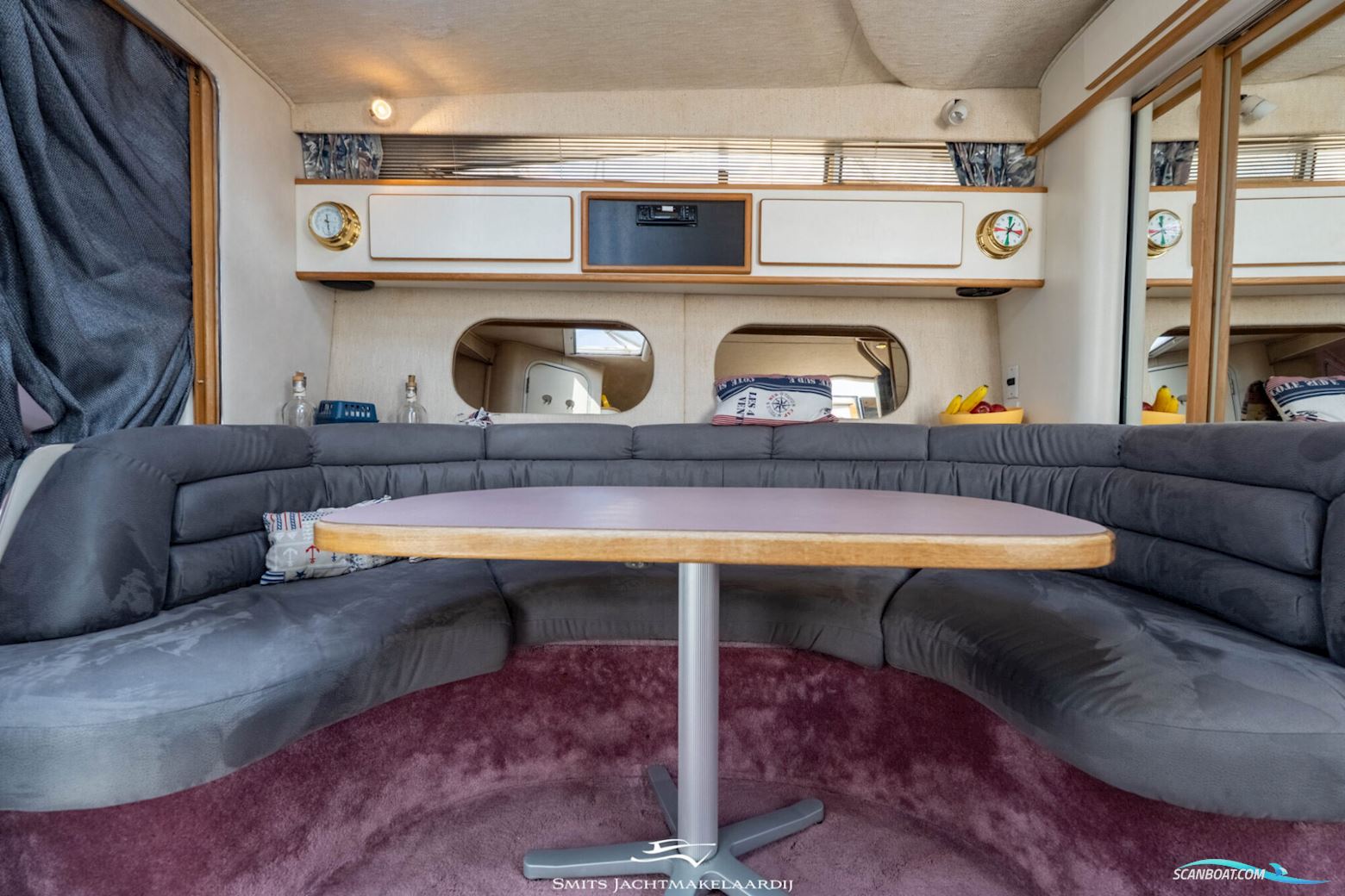 Sea Ray 370 Express Cruiser