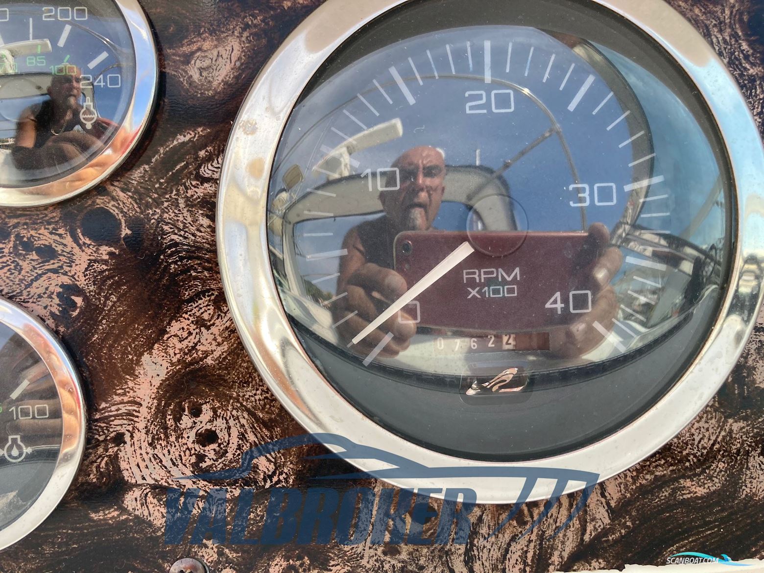 Sea Ray 370 SUNDANCER