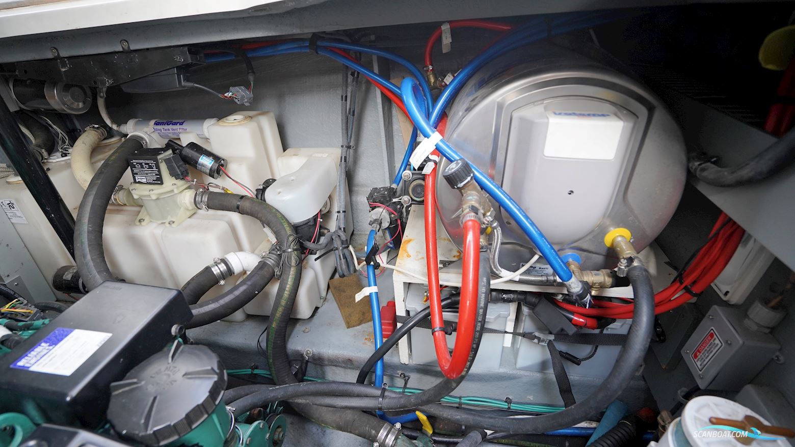 Sea Ray 375 Sundancer