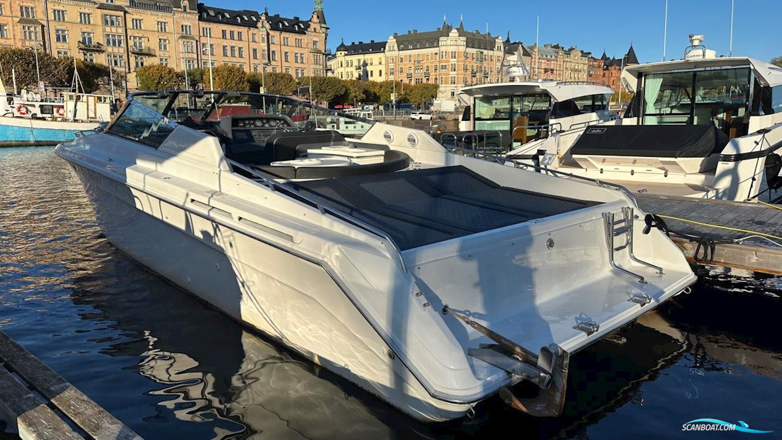 Sea Ray 380 SS