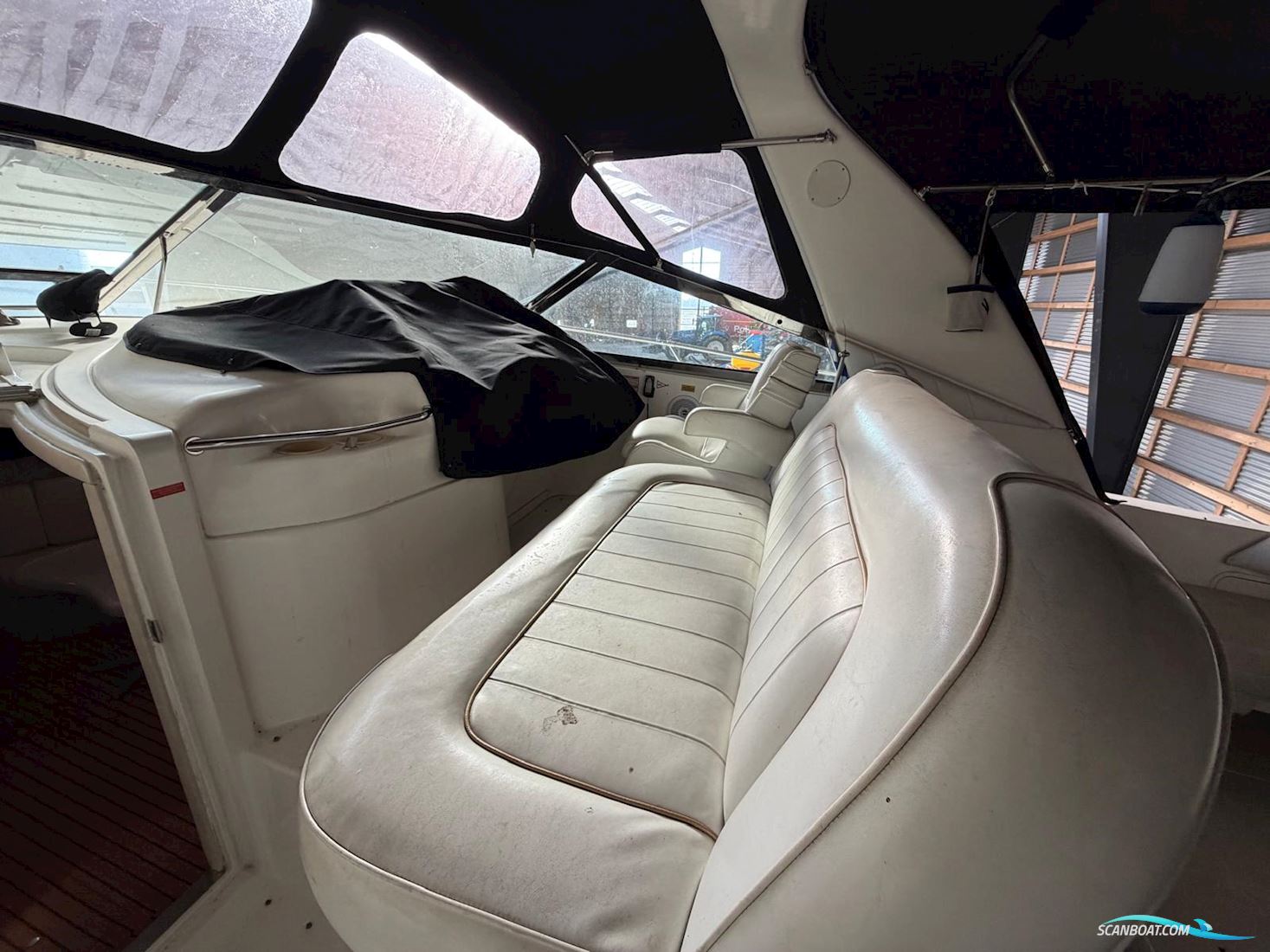 Sea Ray 400 Sundancer