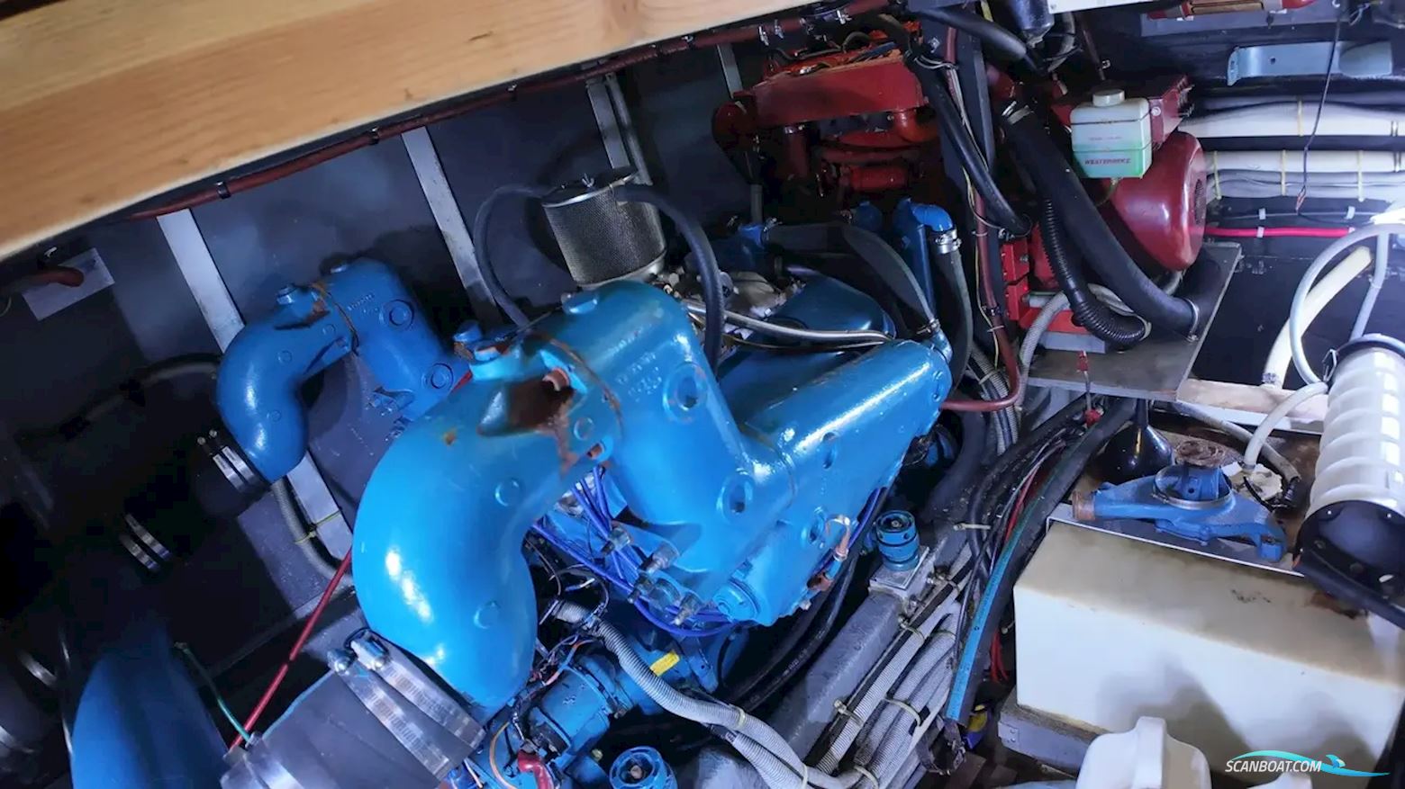 Sea Ray 410 Aft Cabin