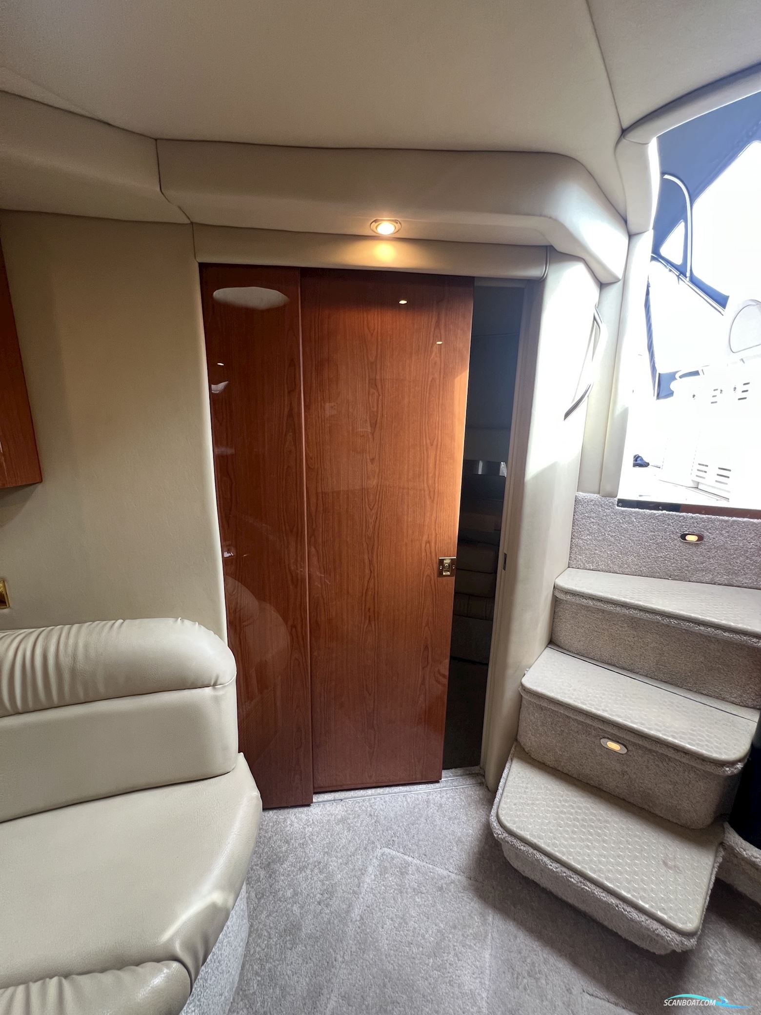 Sea Ray 410 Sundancer