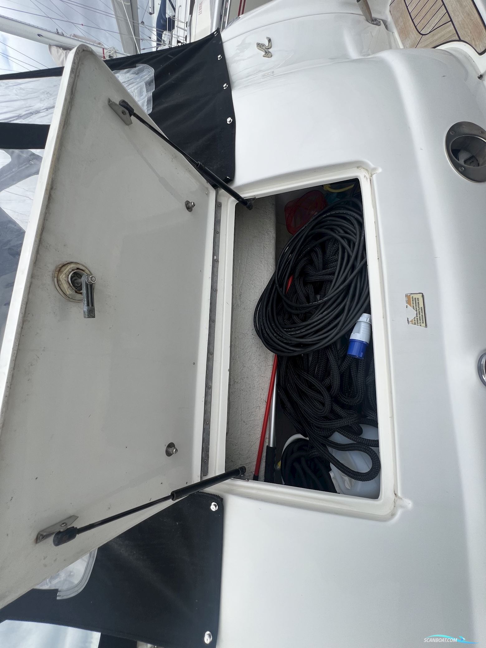 Sea Ray 410 Sundancer