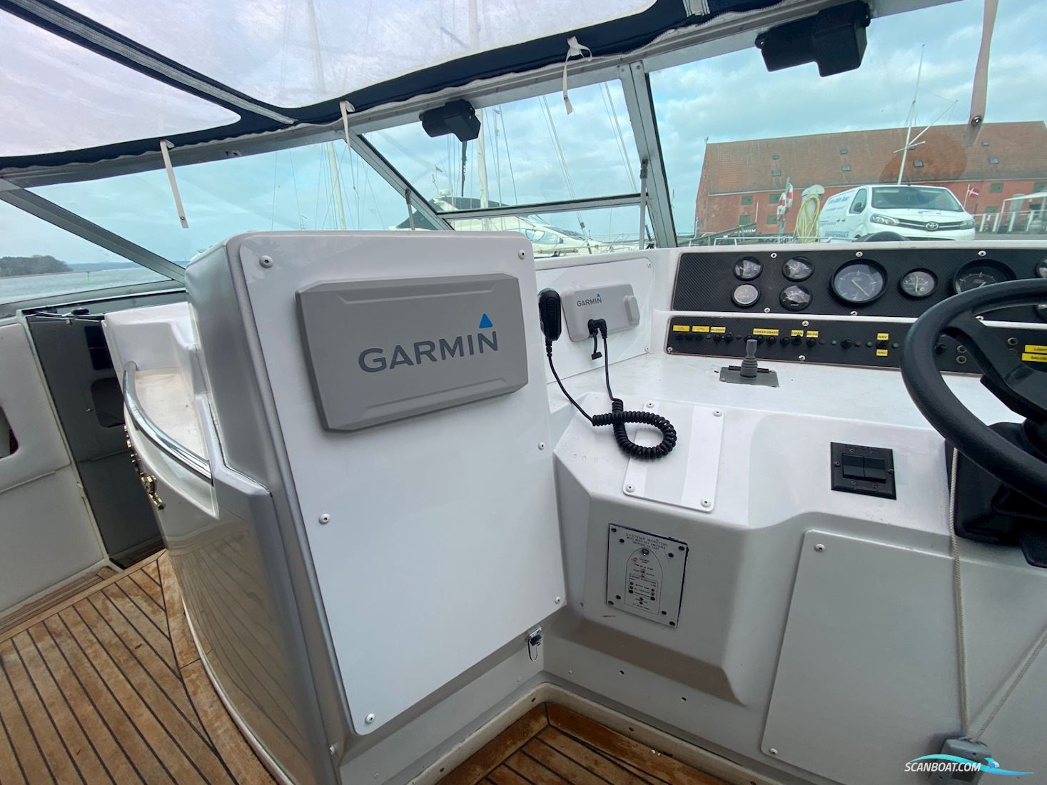 Sea Ray 420 Sundancer