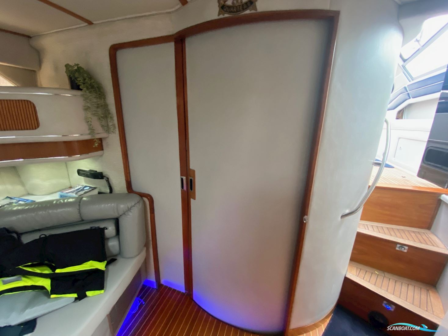 Sea Ray 420 Sundancer