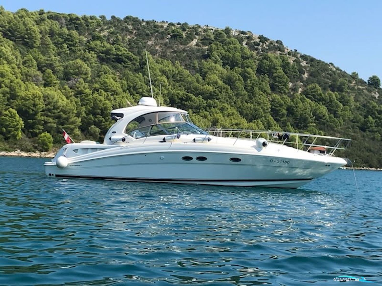 Sea Ray 425 SD - CUMMINS DIESEL