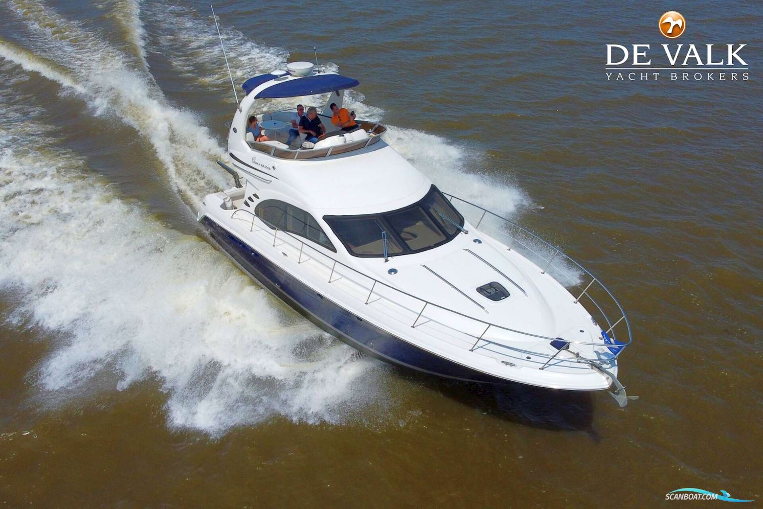 Sea Ray 455 Sedan Bridge