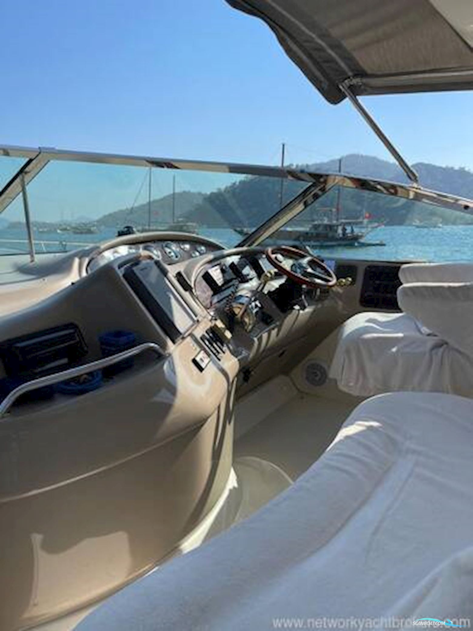 Sea Ray 460 Sundancer