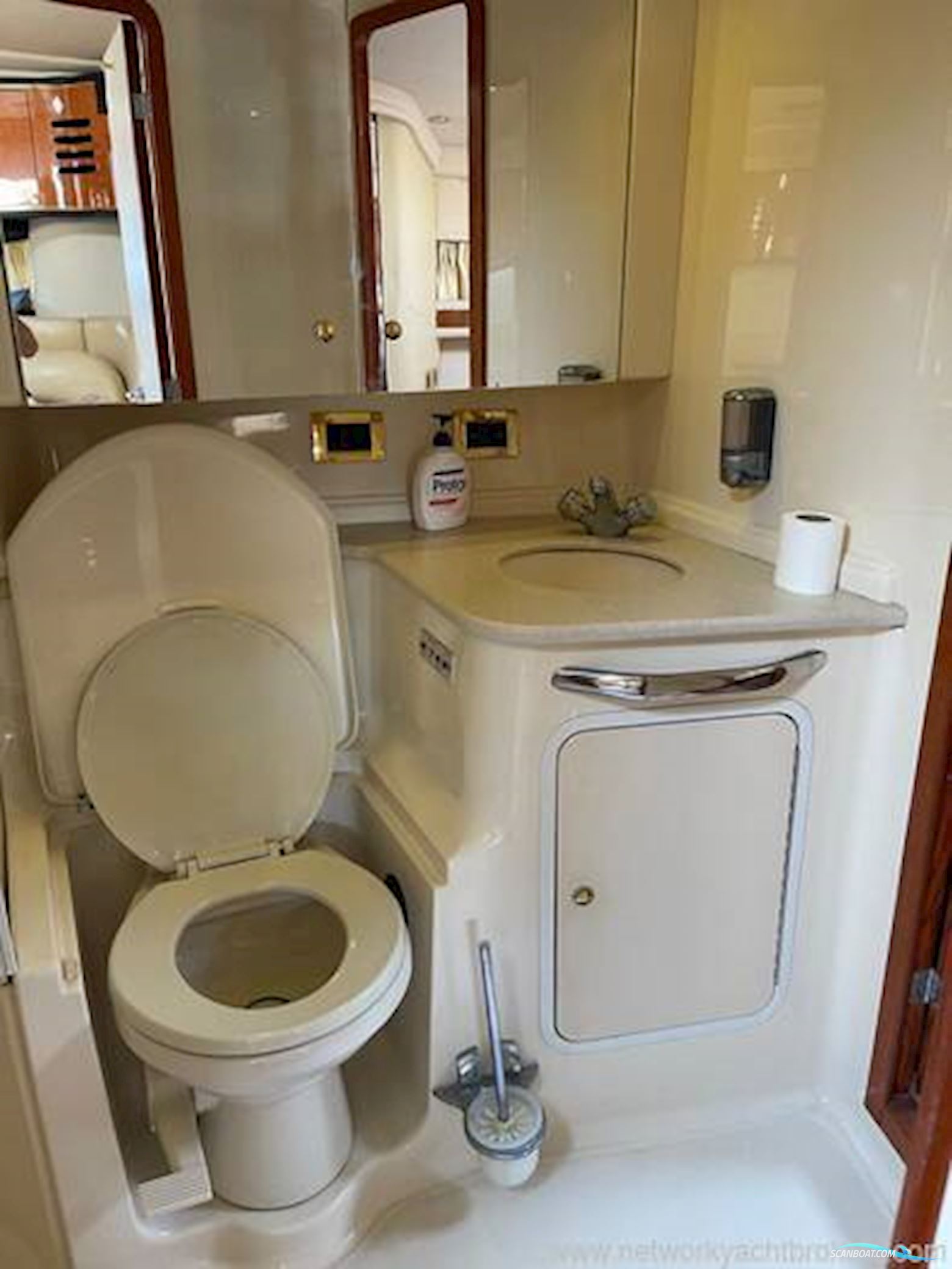 Sea Ray 460 Sundancer