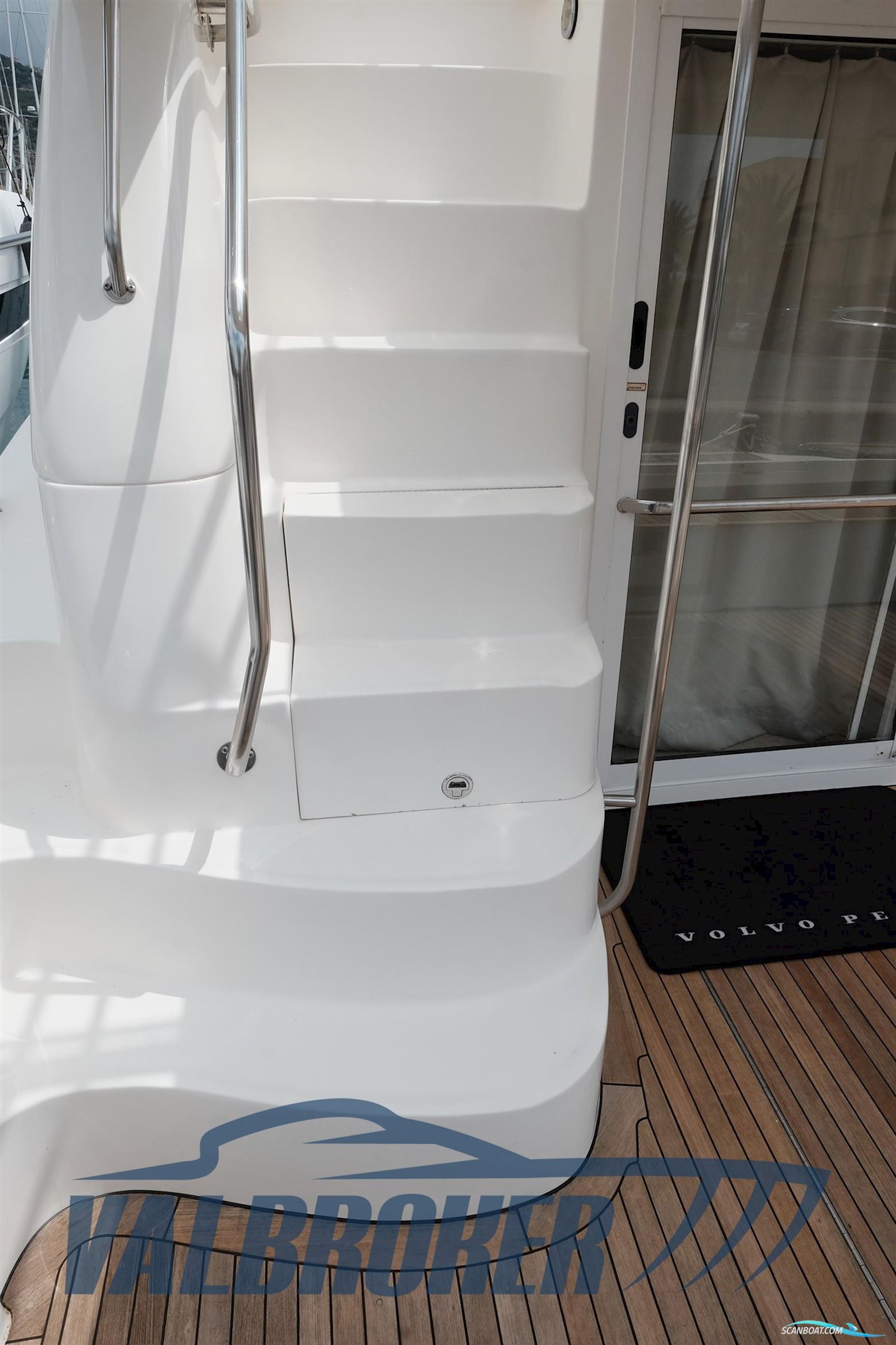 Sea Ray 480 SEDAN BRIDGE