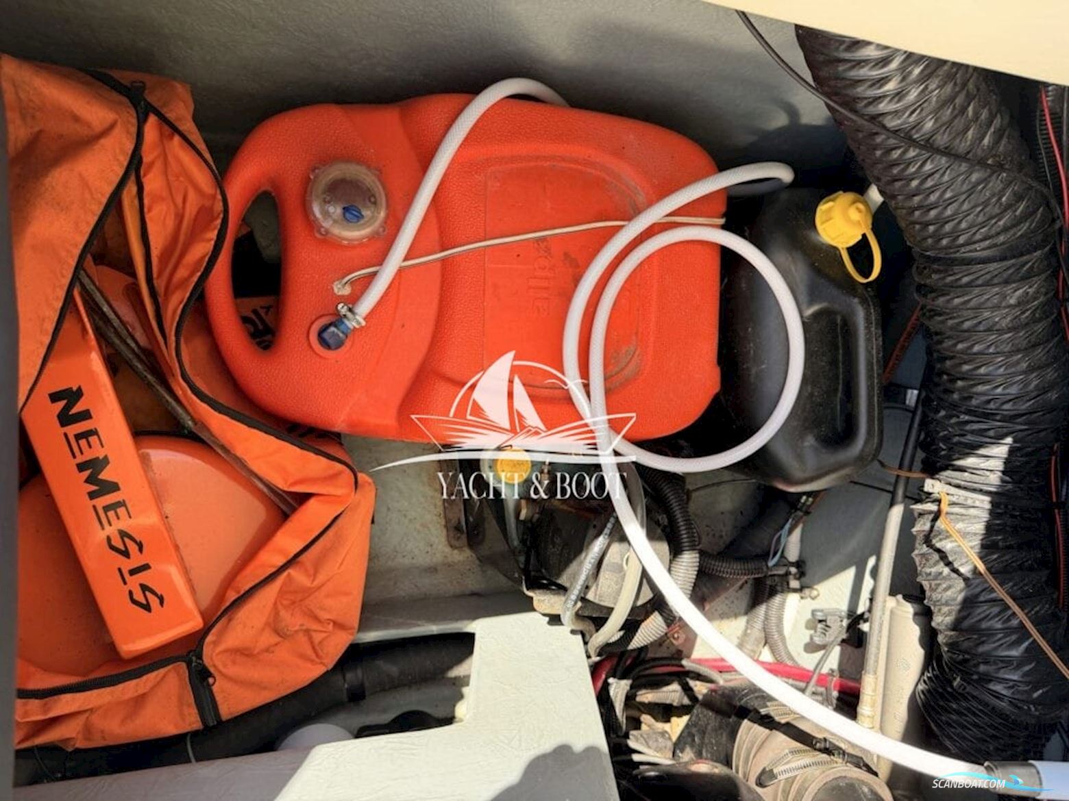 Sea Ray CB 200 Signature