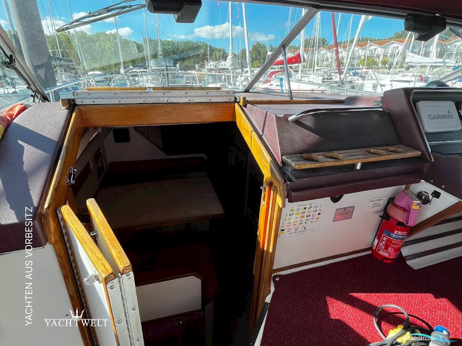 Sea Ray DA 300 SUNDANCER