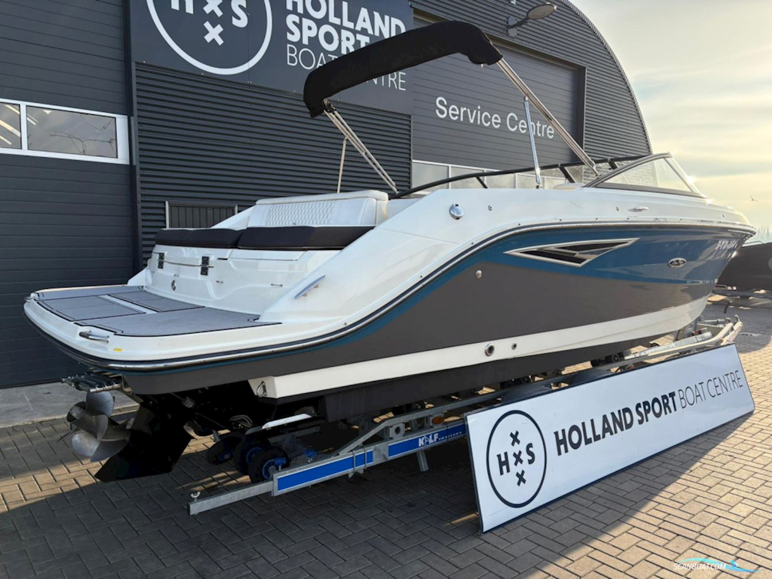 Sea Ray SLX 250