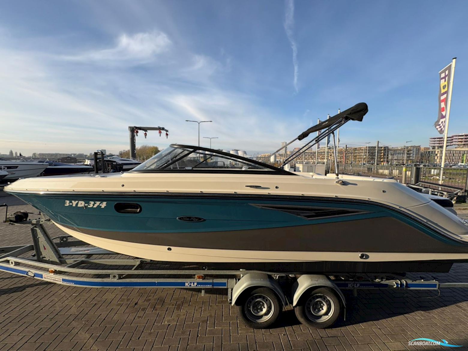 Sea Ray SLX 250