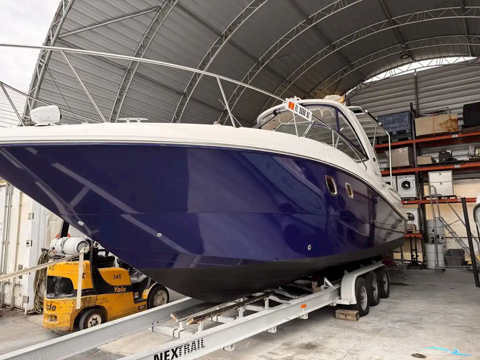 Sea Ray SLX 310 Motorboat 2008, with Mercruiser engine, USA