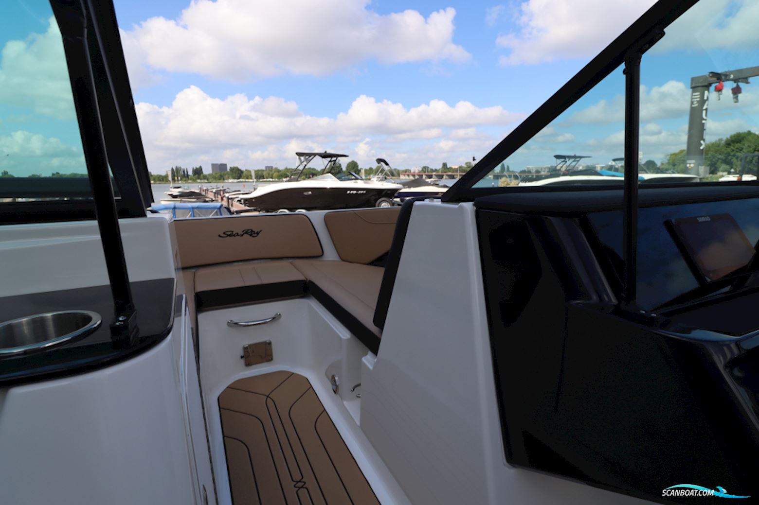 Sea Ray SPX 190