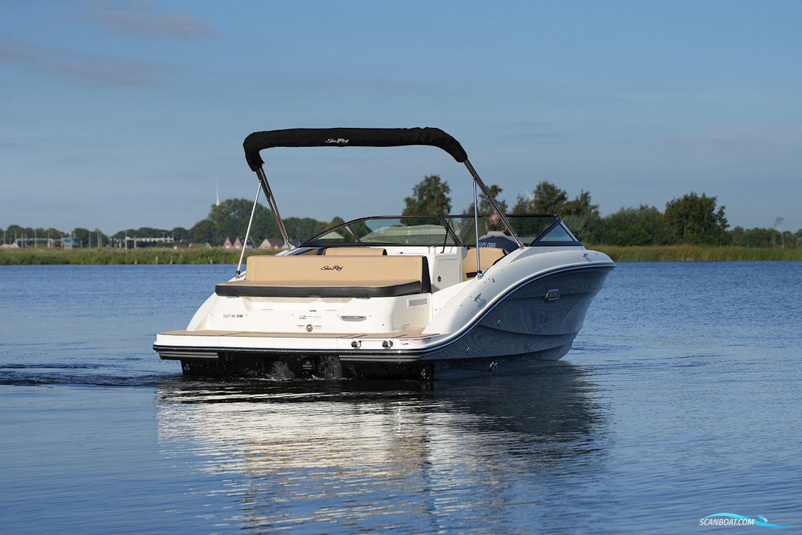 Sea Ray SPX 210