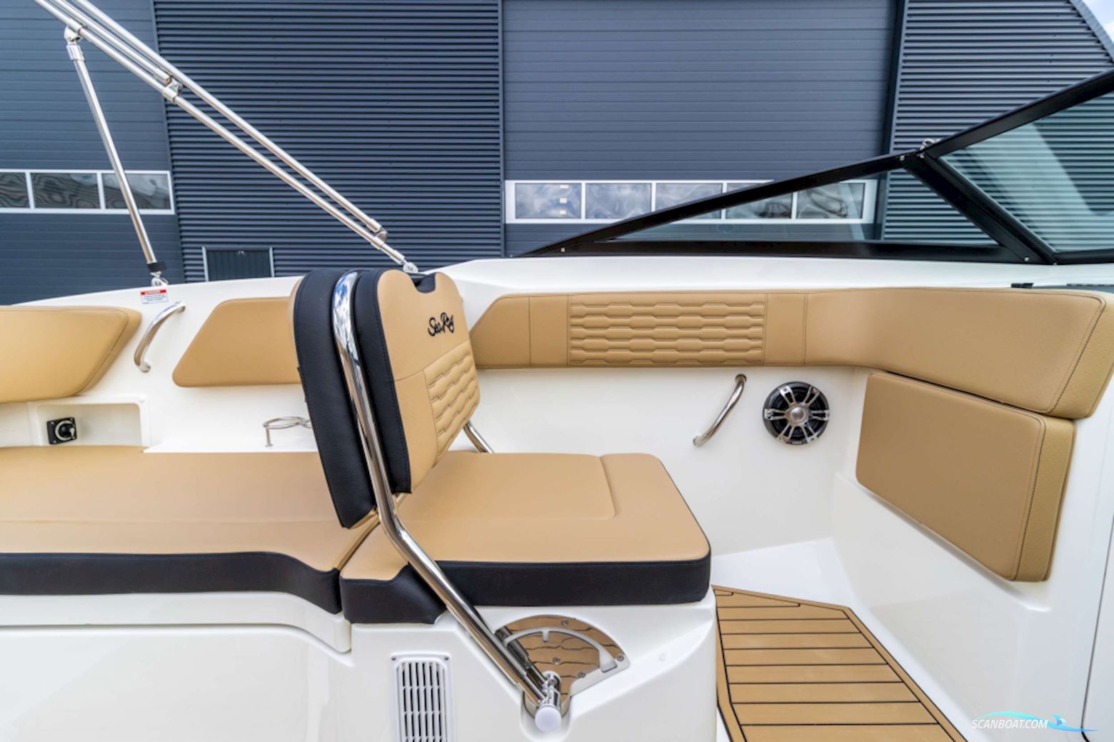 Sea Ray Spx 210
