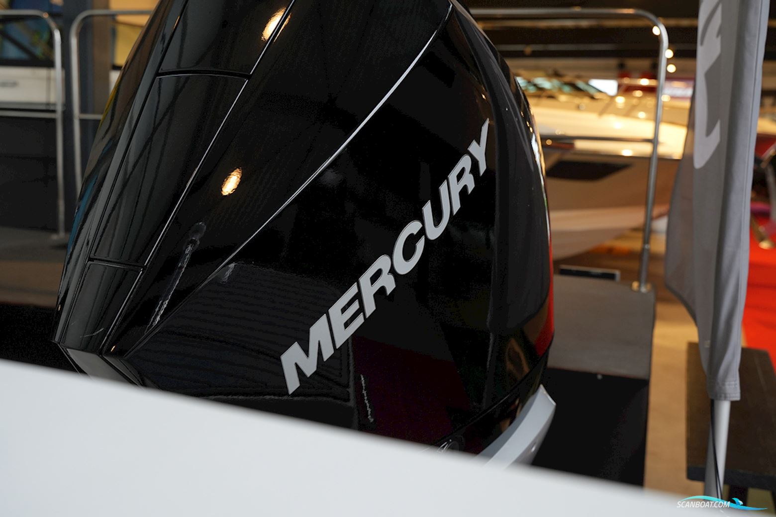 Sea Ray SPX 230 Outboard