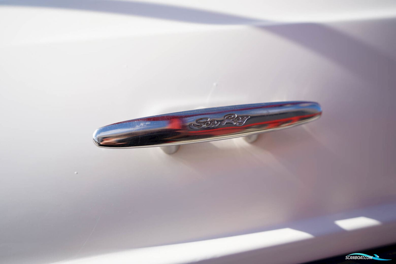 Sea Ray Sun Sport 230