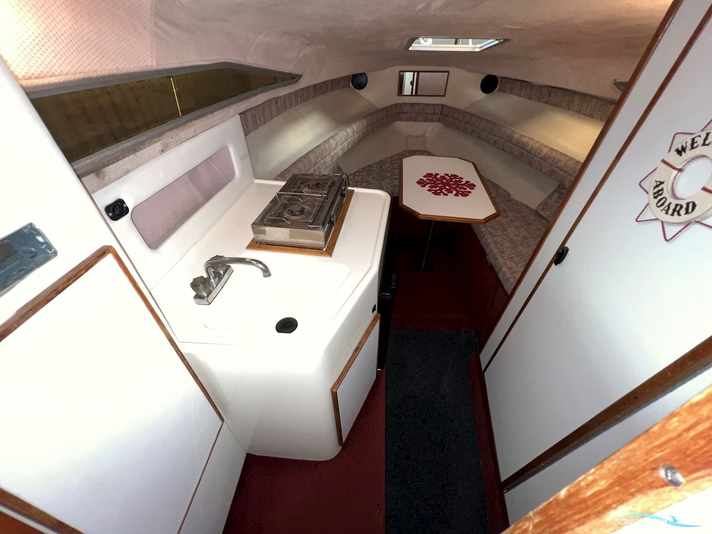 Sea Ray Sundancer 220