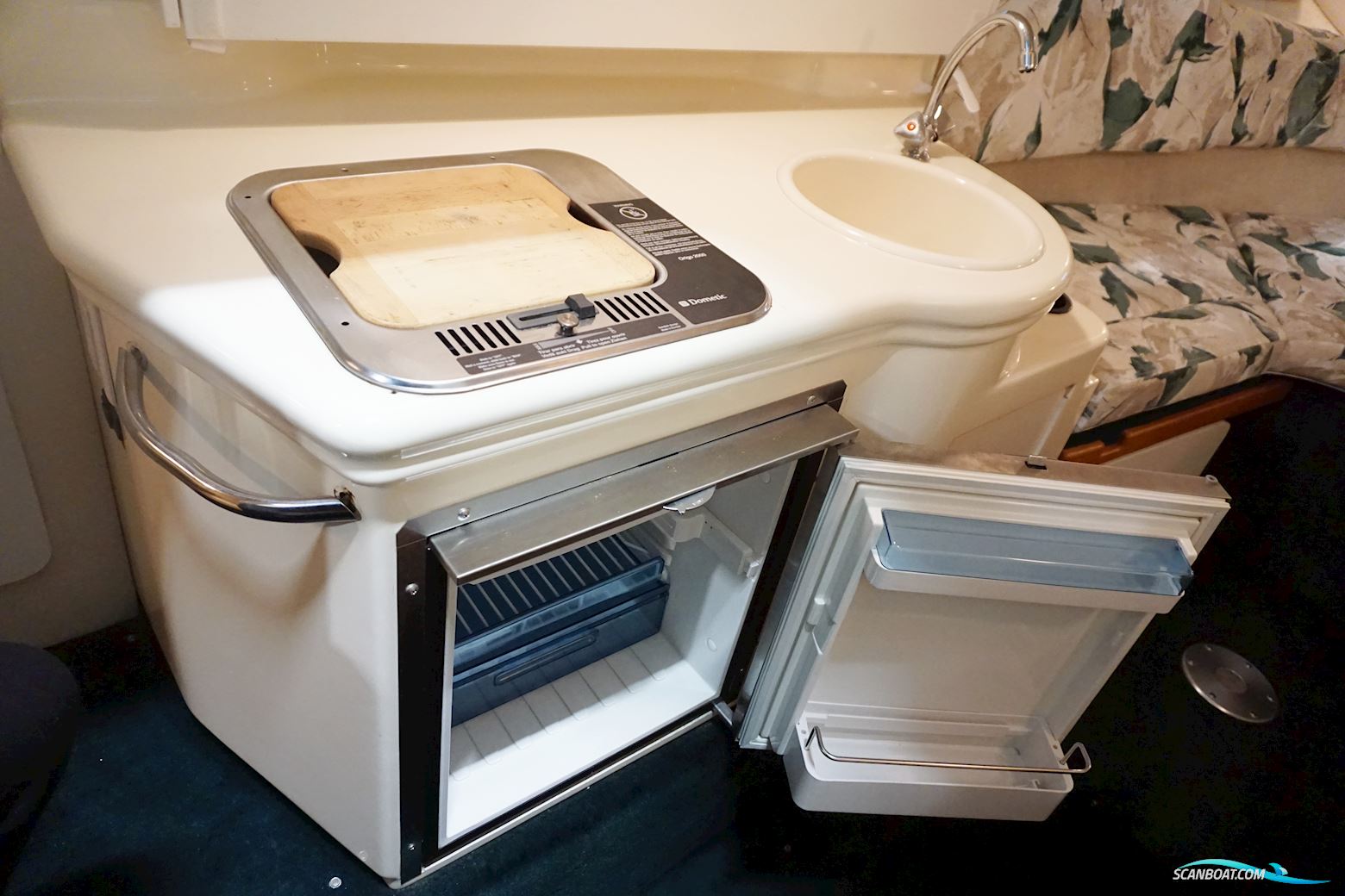 Sea Ray Sundancer 260