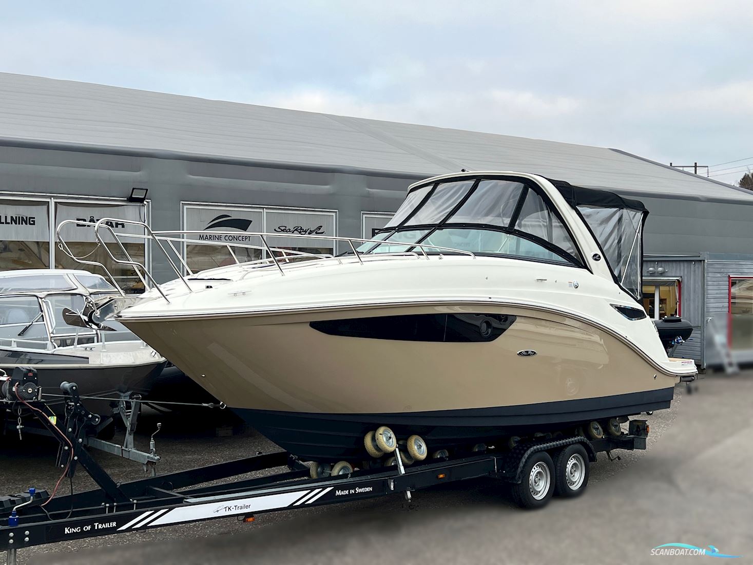 Sea Ray Sundancer 265 - Demo Motorboat 2022, with Mercury® Diesel Tdi 3.0L 270 SD Bravo Iii X Med Dts engine, Sweden
