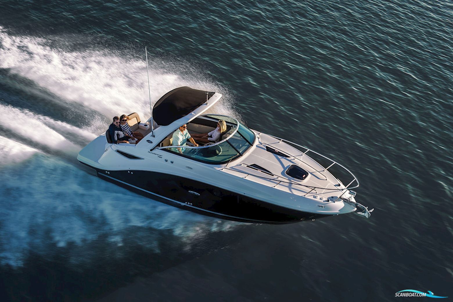 Sea Ray Sundancer 265 Motorboat 2025, with Mercruiser engine, Denmark